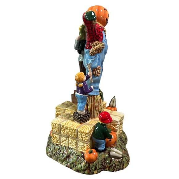 Dept 56 Building The Scarecrow Snow Village Halloween Pumpkin Figurine 56.55203 - Picture 4 of 9
